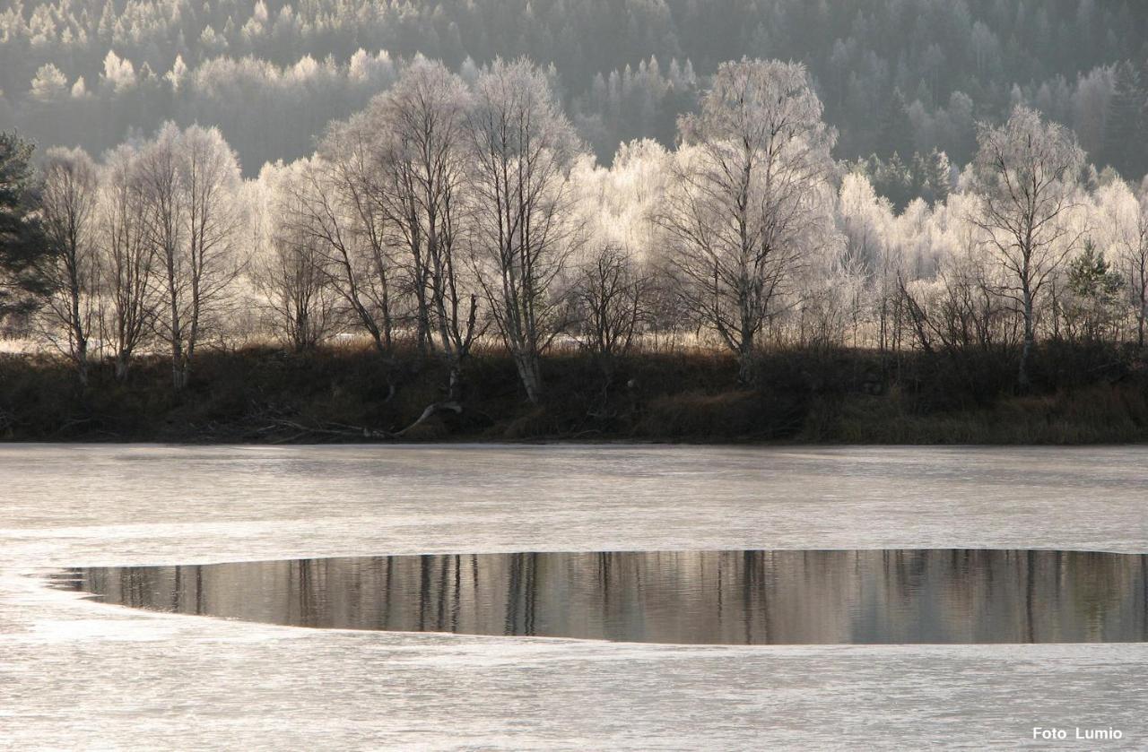 Stuga Vid Hedenaesets Stencafe Bagian luar foto