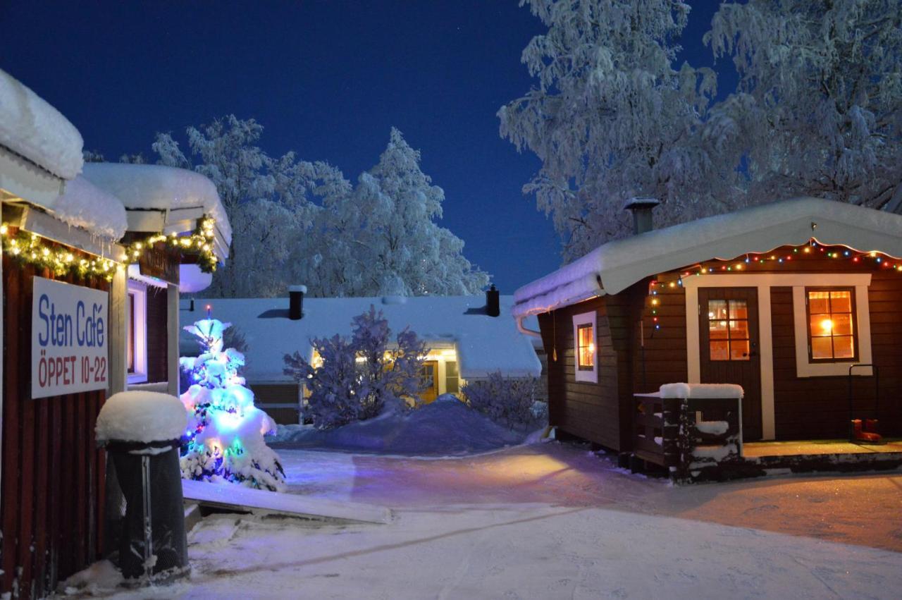Stuga Vid Hedenaesets Stencafe Bagian luar foto